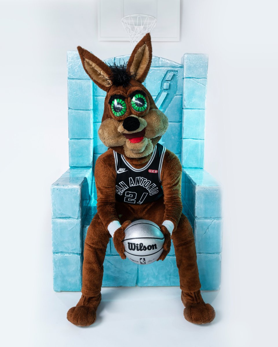spurs's tweet image. Feelin' nostalgic 🥶

Recreate the iconic Iceman poster at our home games through the rest of the season 🧊

Poster goes on sale TODAY! And don't miss the @SpursCoyote autograph session today from 6-6:45pm in the Concourse by the Spurs Fan Shop ✍️