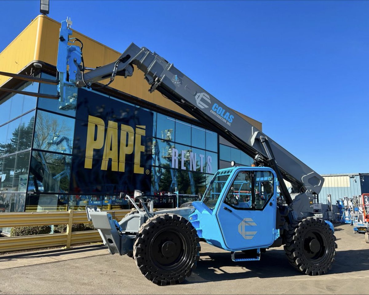 ColasConst's tweet photo. Thanks to the Papé Team, a new COLAS #forklift is on the scene, and we love to see it in action #onsite!
#buildingtomorrowtoday
#thankyou #pape #papegroup #paperents #newbaby #sofreshandsoclean #aeriallift #keepsyoumoving #heavyequipment #construction #cmgc #weloveconstruction https://t.co/2wosT9JD0c