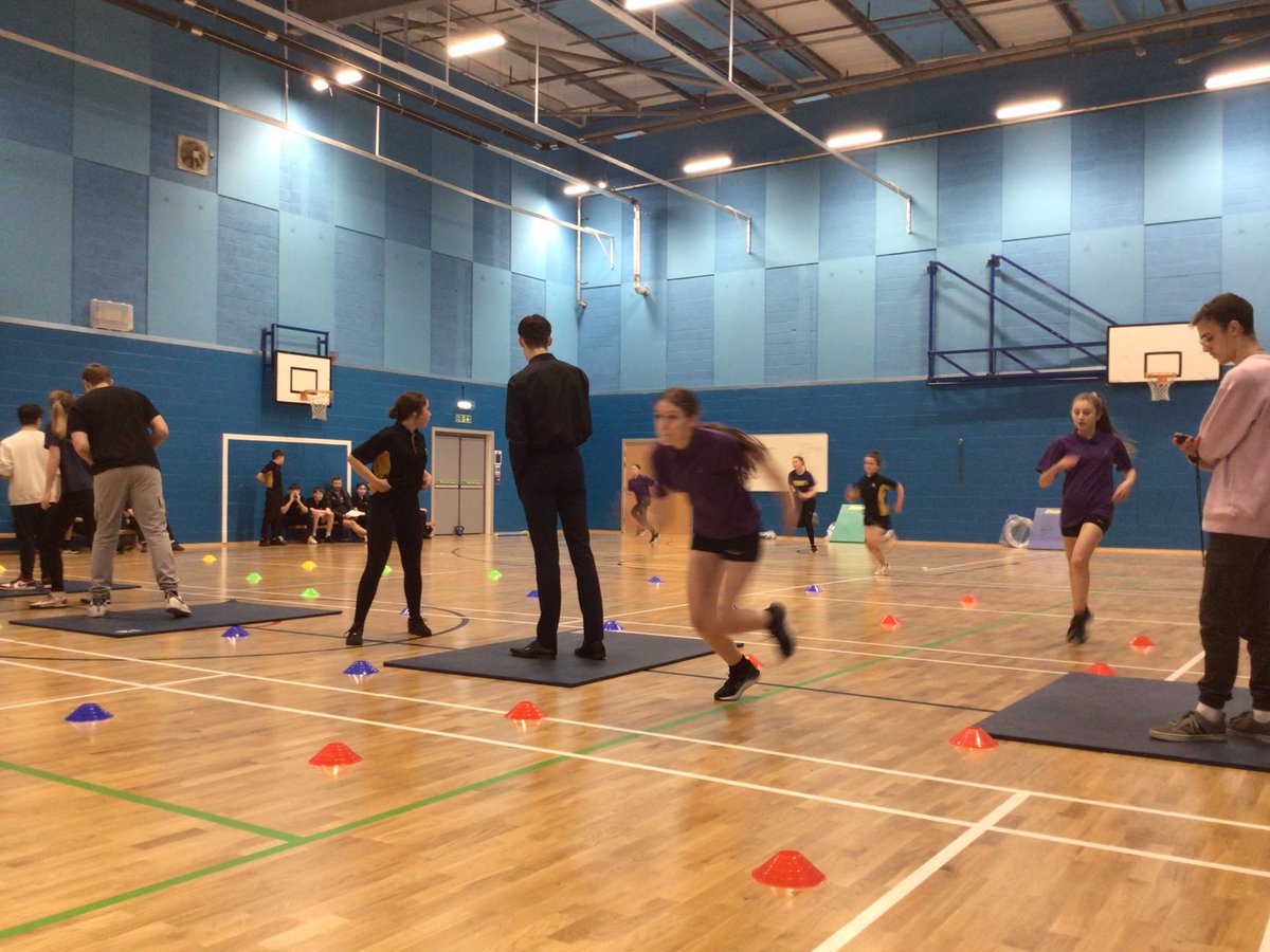 OaksPe's tweet photo. Today we hosted Y8 Sports Hall Athletics, well done to everyone who participated @TuxfordPE @OutwoodValleyPE @PortlandPE and @retfordoaks. Congratulations to Outwood Academy Portland who will go on to represent Bassetlaw in the county finals 🏃🏻‍♀️🏆@YourSchoolGames https://t.co/iv8s0LdfVf