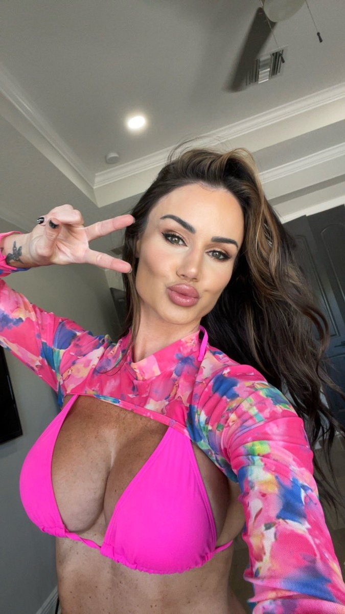 catalina hager on Twitter: "Titty Tuesday 😜😜🏆🏆"