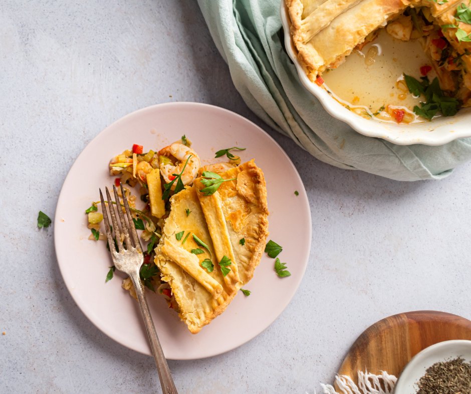 We know that it’s National Pi Day, not National #Pie Day…but that’s still a good excuse to treat ourselves to some freshly-baked pie, right? 

Find the #recipe for this flaky, Creole-seasoned crawfish pie here: cozymeal.com/recipes/r/craw…