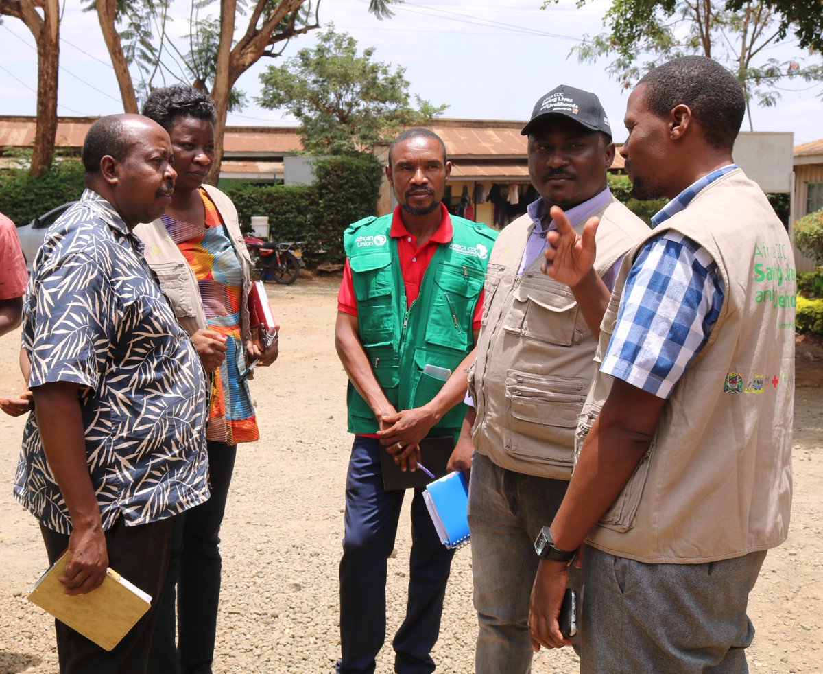 AmrefTanzania's tweet photo. The activities aimed at learning best practices from the region on the implementation of intergrated routine immunization and other matters related to #Covid19 vaccination and #SLL initiative.
cc. @trcs1962 @WFP @Amref_Worldwide @_AfricanUnion
#SavingLives #SavingLivelihoods https://t.co/jPkAomUgoL