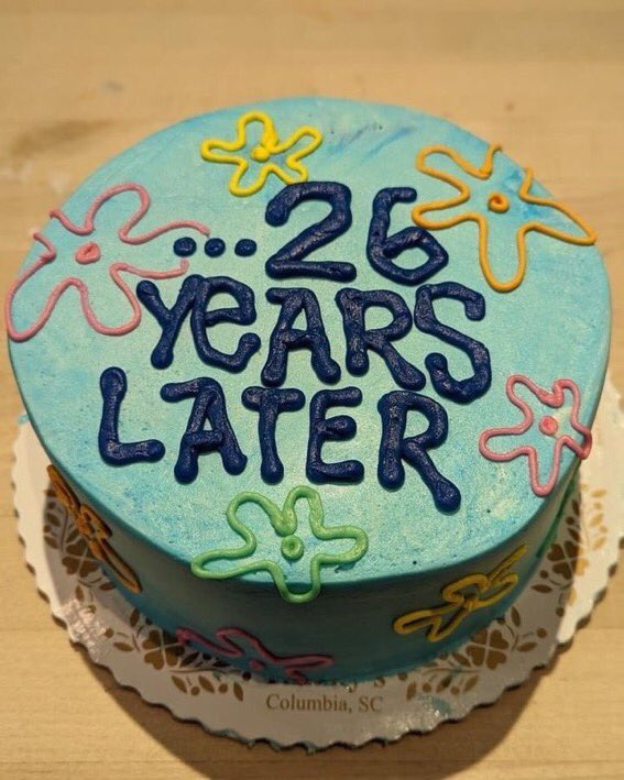 🍇🐝 tweet media