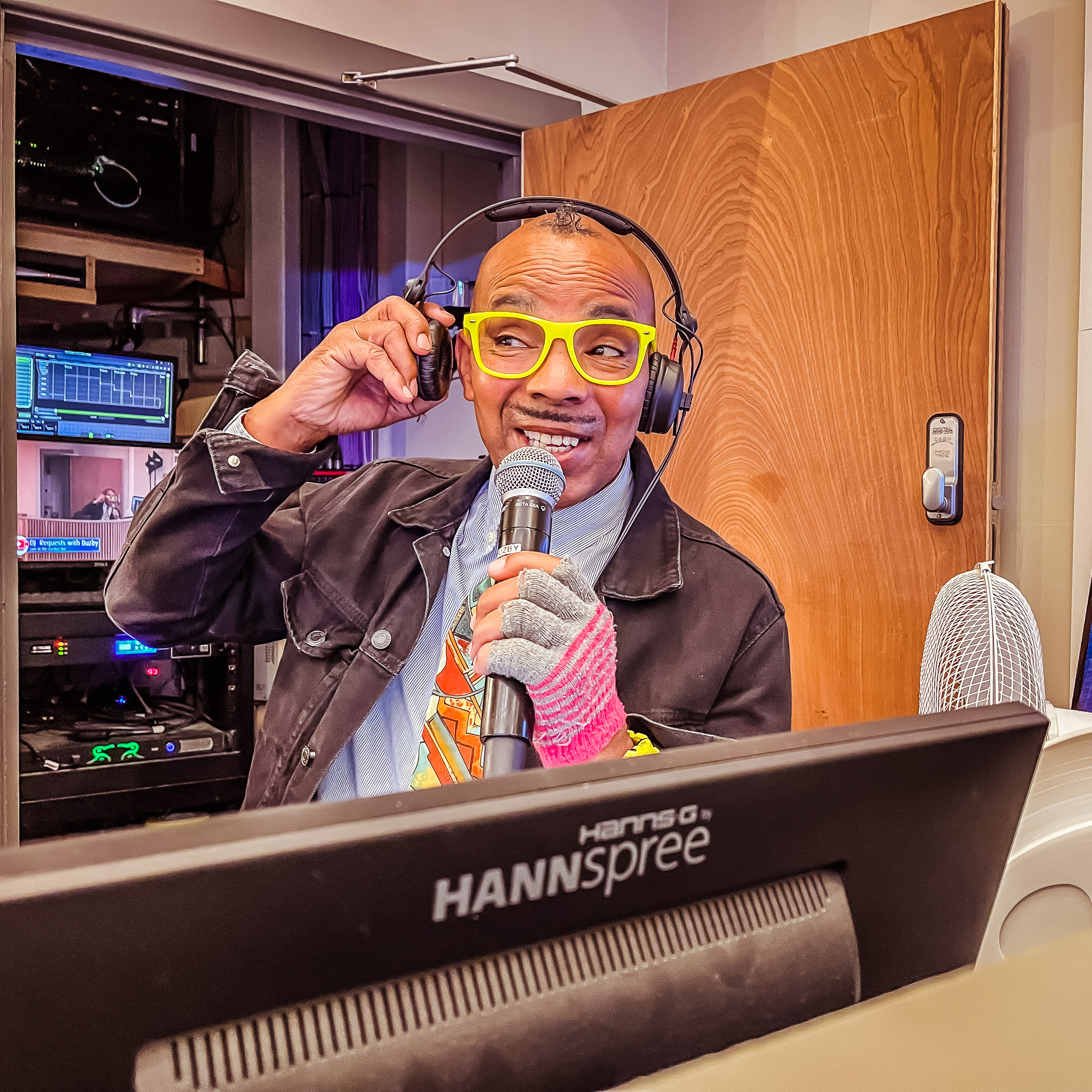 kelly-marven-kellymarven-twitter