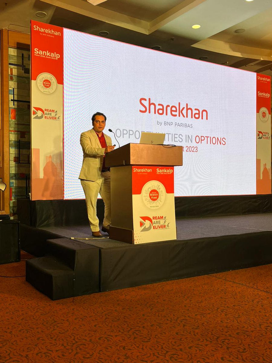 JayThakkar22's tweet photo. Time for some options presentation this time at the @Sharekhan Branch Meet 2023. It's time again to Dream, Dare and Deliver #boom
#OptionsTrading #OptionsSimplified
#Sharekhanbranchmeet https://t.co/Kvpgi7kA6k