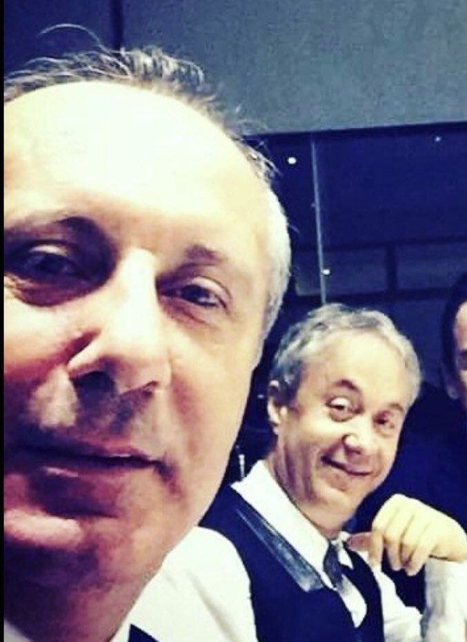 Sayın İnce, sevgili dostum Muharrem bey <a href="/vekilince/">Muharrem İNCE</a> insanlık düşmanı Hizbullah artıklarıyla yürüyebilecek bir iktidara karşı, 15 mayıs sabahı Cumhuriyetsiz bir Türkiye’ye uyanmamak için, her zamanki özverinizle sizi yüceltecek bir kararla CHP ile birlik olmanızı diliyoruz🇹🇷