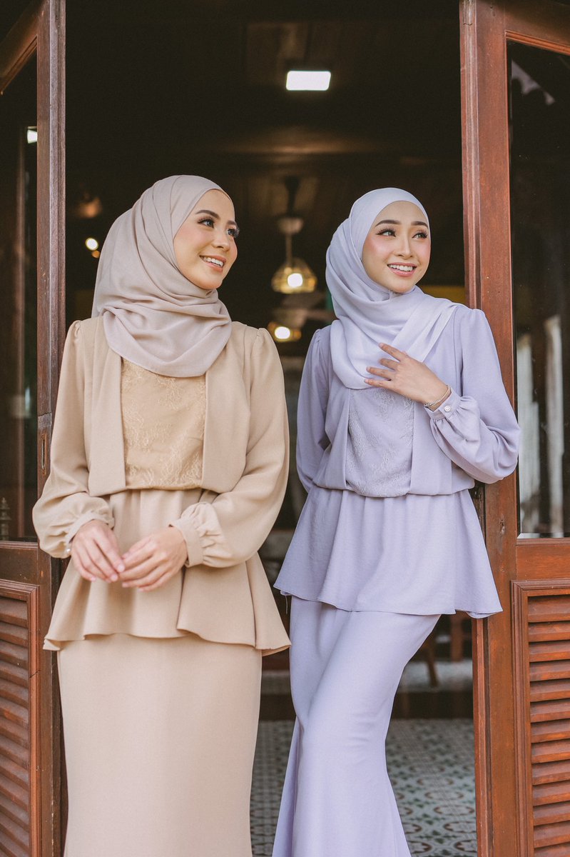 besidesaina's tweet photo. Tahun ni @wadiadra release baju harga mampu milik. CUMA RM159 SAHAJA‼️ beli esok di shopee 

https://t.co/KmCvfam9r4 https://t.co/w8jjAUUIkl