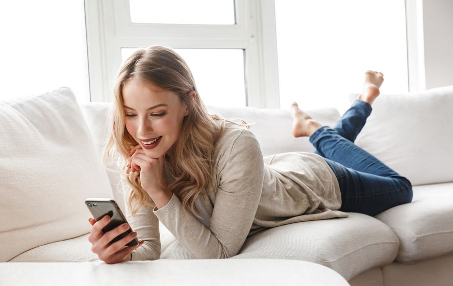 buildifyCC's tweet photo. A recent research study found more than 90% of American shoppers actively track items they purchase from online stores. Thankfully, these #Shopify apps make it easy for store owners to add order tracking to their #ecommerce sites! https://t.co/SvIk7WI1QP https://t.co/Tji45ecibt