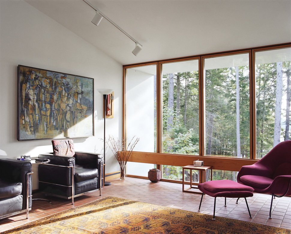 kitwilsonwriter's tweet photo. Peter Cohen’s house in Maine is lovely (via @dwell) https://t.co/9gn1fE7Pi0