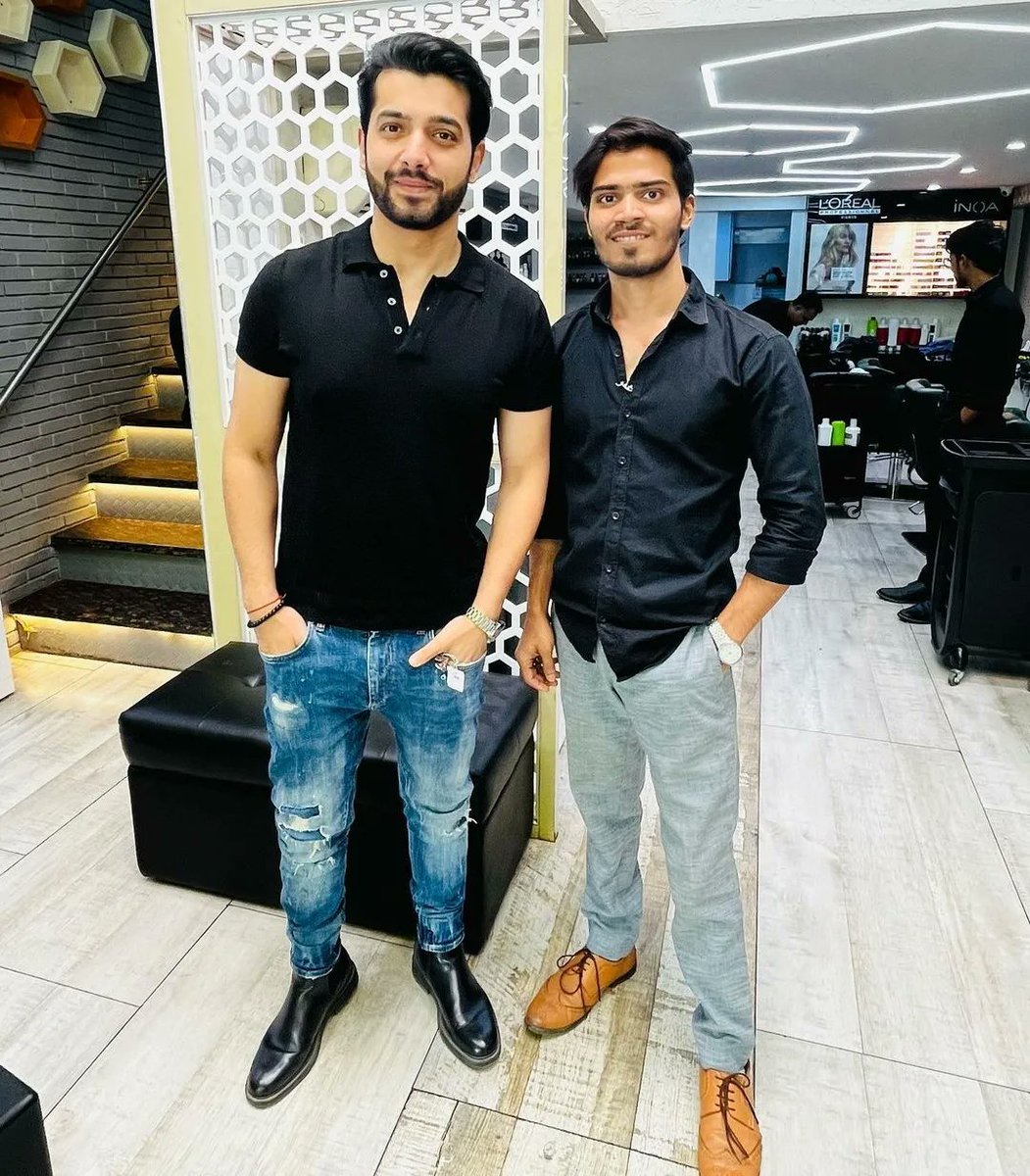 sharadadmire009's tweet image. Sharad&apos;s latest pic &amp;amp; story ❣️
@SHARADSMALHOTR1

#SharadMalhotra #smarmy #dnh #huskiesofinstagram