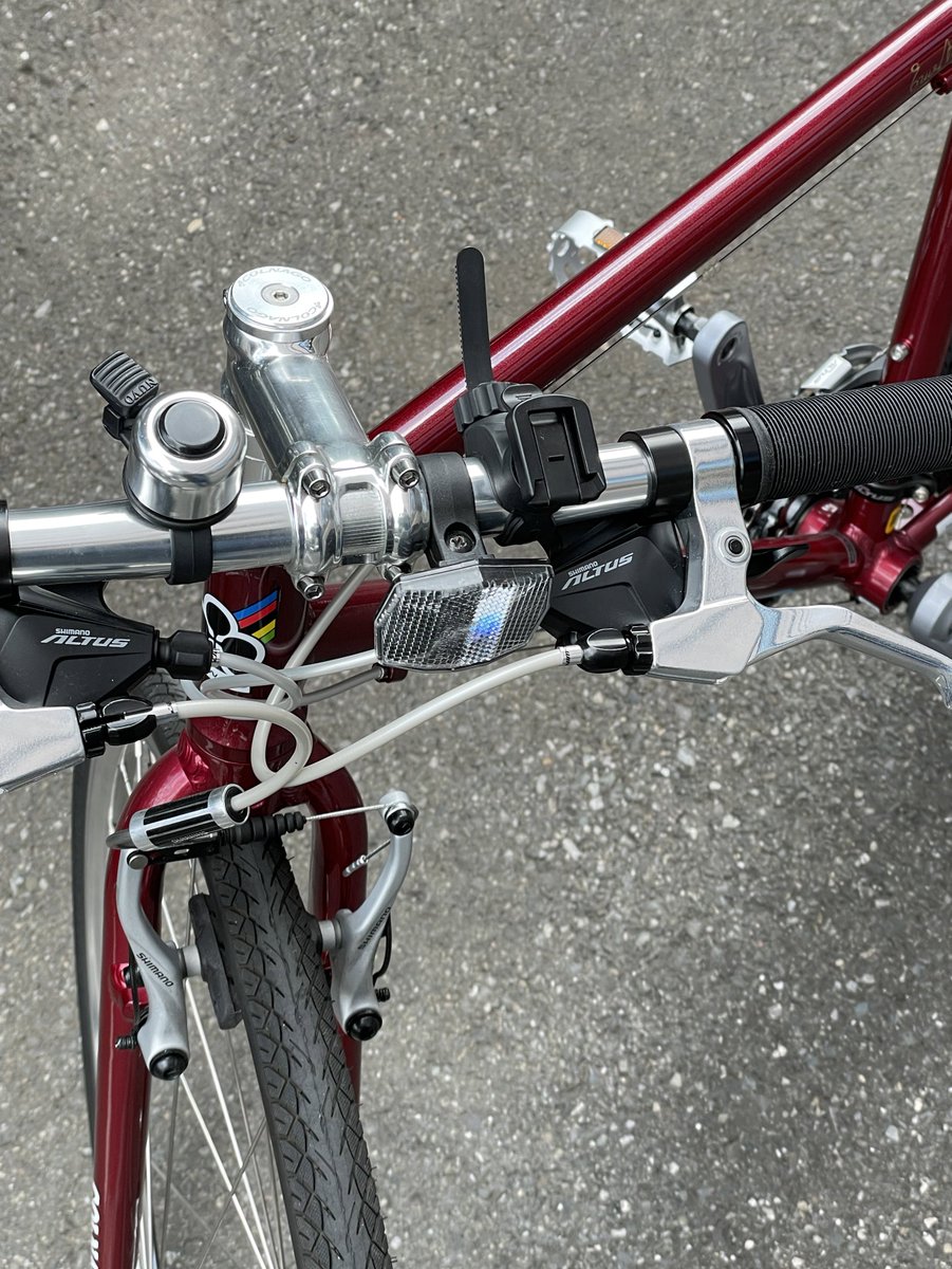 vanille_glc's tweet photo. 親戚から譲り受けた鳴子くんカラーのクロスバイク！！！たくさん走るぞ〜🚴‍♀️🔥 https://t.co/HjF4CxI5Tf