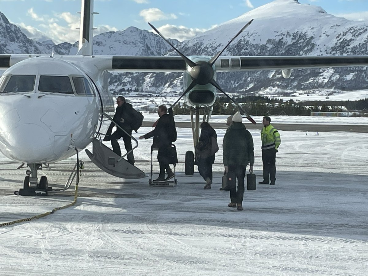 hugo1977's tweet photo. Conan and crew in Lofoten, Norway #conan #conanwithoutborders https://t.co/mMjjtJbtbV