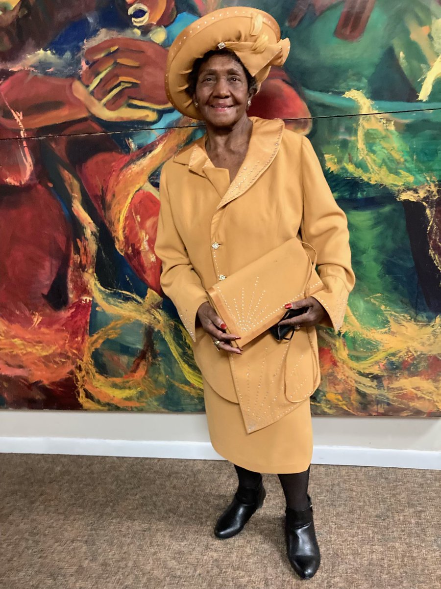 PayneMemBmore's tweet photo. Hat Sunday at Payne Memorial AME Baltimore &amp; the Women came ready!!#CrownYourCrown https://t.co/ILOgpWn7CI