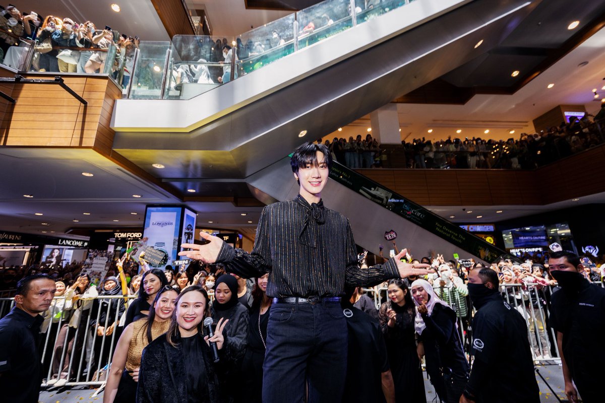 babyjey10's tweet photo. น้องเตนล์ห้างแตกจริง ๆ 🖤📸 https://t.co/6Yyy7Z6hcN