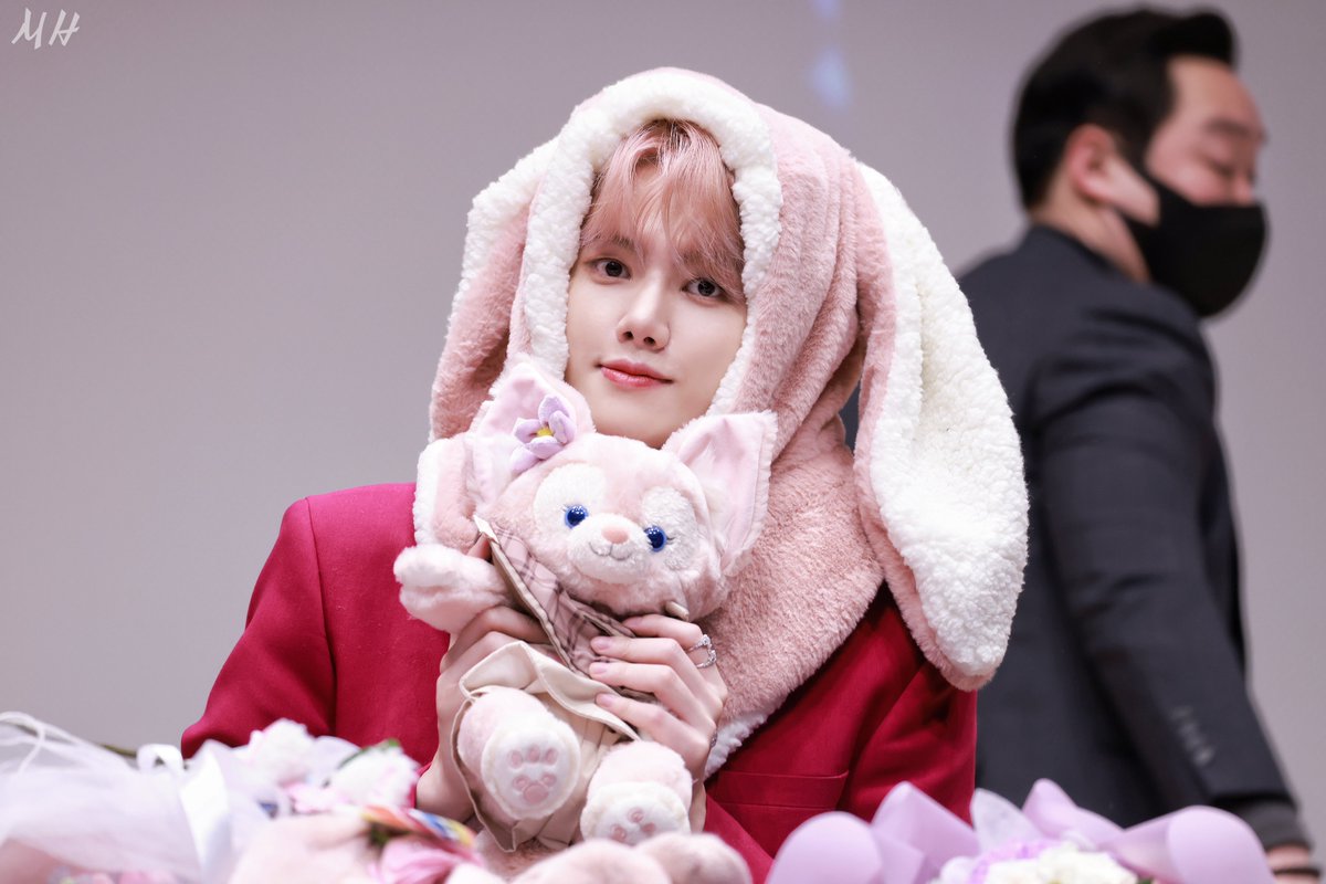 230314 애플뮤직대면팬싸

💖화이트데이를 민희랑 같이 보내자💖

#민희 #MINHEE #크래비티 #CRAVITY