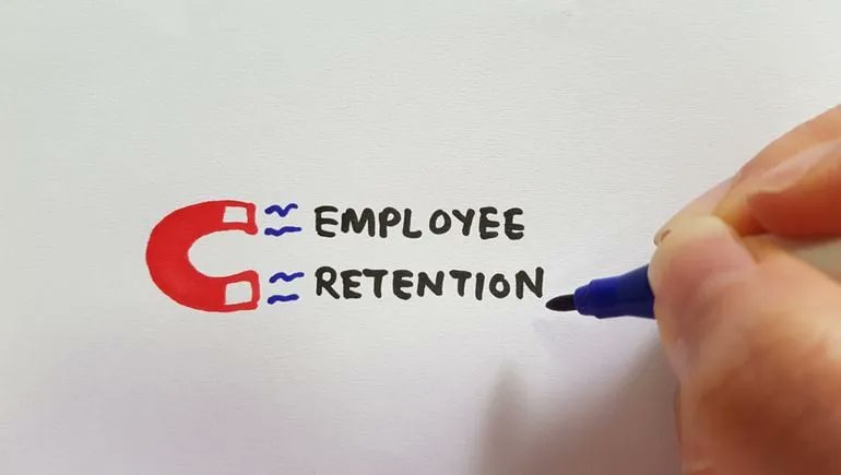 Robin_M_Allen's tweet photo. Strategic #recruitment and building trust to retain current workers will be key for leaders focused on #talentmanagement. What strategies have you implemented to reach these goals in 2023? More in @HRDive: https://t.co/L1rRDmXByb. https://t.co/7vqSrTcgSA