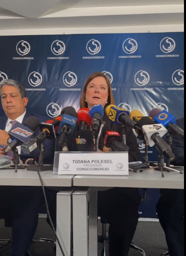 FedeRadioVe's tweet photo. #EnVivo 

Tiziana Polesel, presidente de Consecomercio: El IGTF elevó el precio de los productos entre el 12% y el 14%. https://t.co/beQpClzmKI