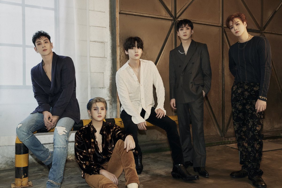 NUE5T_instagram's tweet photo. 🐢🐶🐯🦊🐰💖

#뉴이스트_데뷔11주년_축하해
#NUEST_11th_SPRING
#뉴이스트_종현_아론_백호_민현_렌
#NUEST_JR_아론_백호_민현_렌 https://t.co/afN9W9Yfz5
