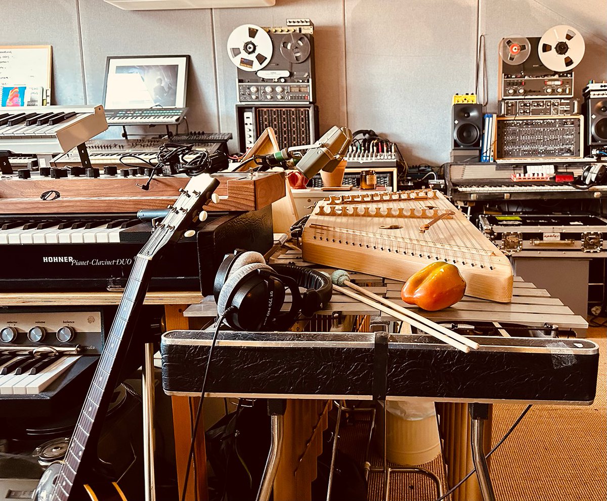 petshopboys's tweet photo. First day of recording the new album with producer @jamesellisford!

#PetText https://t.co/smS0zMRrpR
