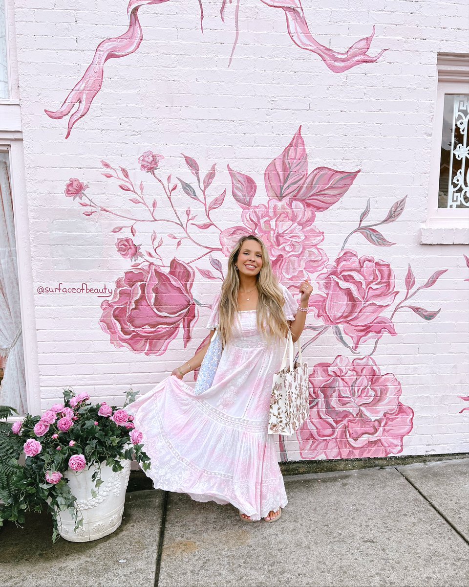 allibbydoll's tweet photo. I can’t wait for spring and summer!!! 🥹 https://t.co/Tr0rX1dq9x