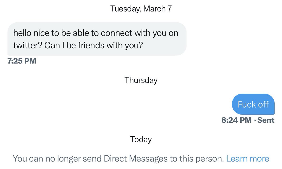 𝕊𝕦𝕟𝕕𝕒𝕖_𝔾𝕦𝕣𝕝 tweet media