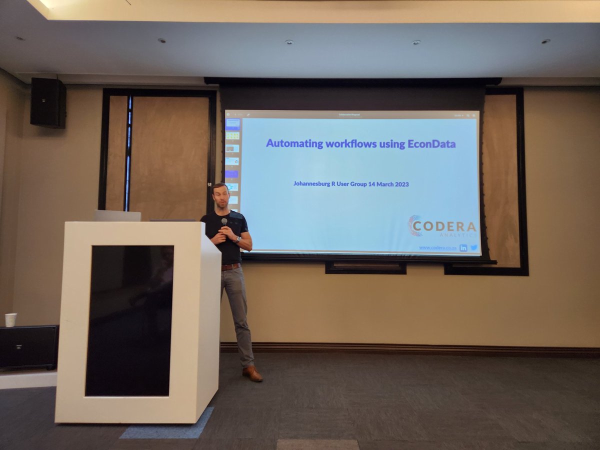 JHBRUserGroup's tweet photo. .@daan_steenkamp presenting on Automating workflows using EconData at this evenings meeting #rstats https://t.co/8Z02MEvO35