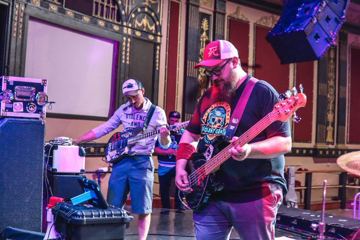 Day 4 of posting everyday until <a href="/ernieball/">Ernie Ball</a> <a href="/music_man/">Jay Adams</a> endorses me as a bassist in my band @aneasydeath