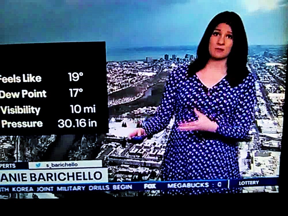 AnnaTorres033's tweet photo. The Milwaukee's Weather Finest Ladies Sam &amp; Pregnant Stephanie From Early This Week With Nice Color Dresses! It's My 1st Pics For Both Ladies &amp; Looking Very Nice For Both! @SamKuffelWx 🟣🟣 @s_barichello 🟣🟣 https://t.co/Lw4Xp0h3vb
