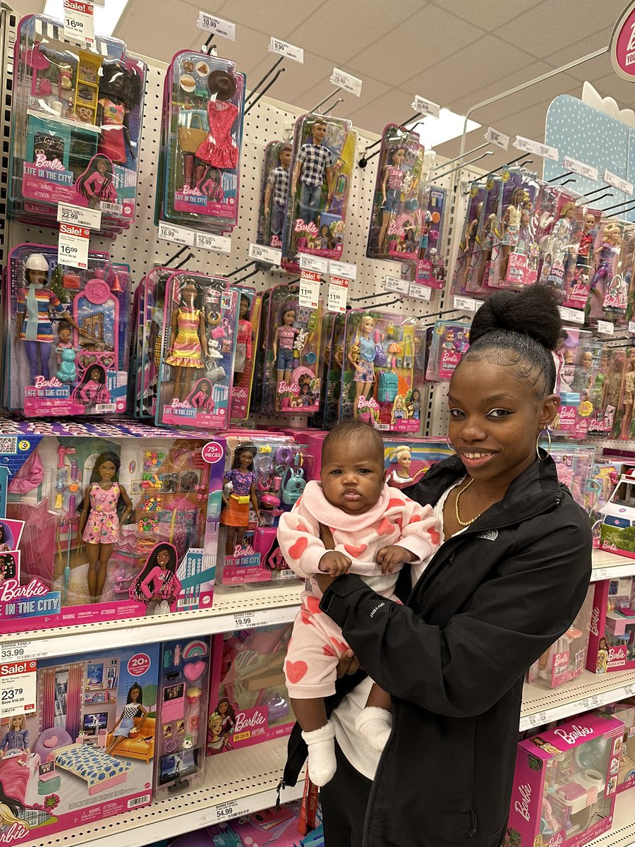 TishaErby's tweet photo. Happy 2 months to my babygirl omg I love this little girl so much!!! I still can’t believe I have a babygirl!!! #girlmom #blessn 💖 my mini me! https://t.co/s9Qybxg3jn