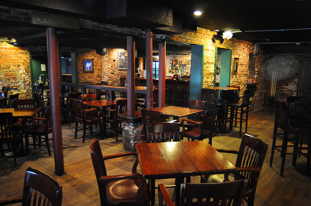 PVD48HFP's tweet photo. TONIGHT.

Catchup with Mel at the RIFC's monthly meetup. She'll be there around 7pm to chat with you about the Providence 48HFP. 

7pm | Wild Colonial, 250 S Water St, Providence, RI 02903 https://t.co/UAHjWbxp4N