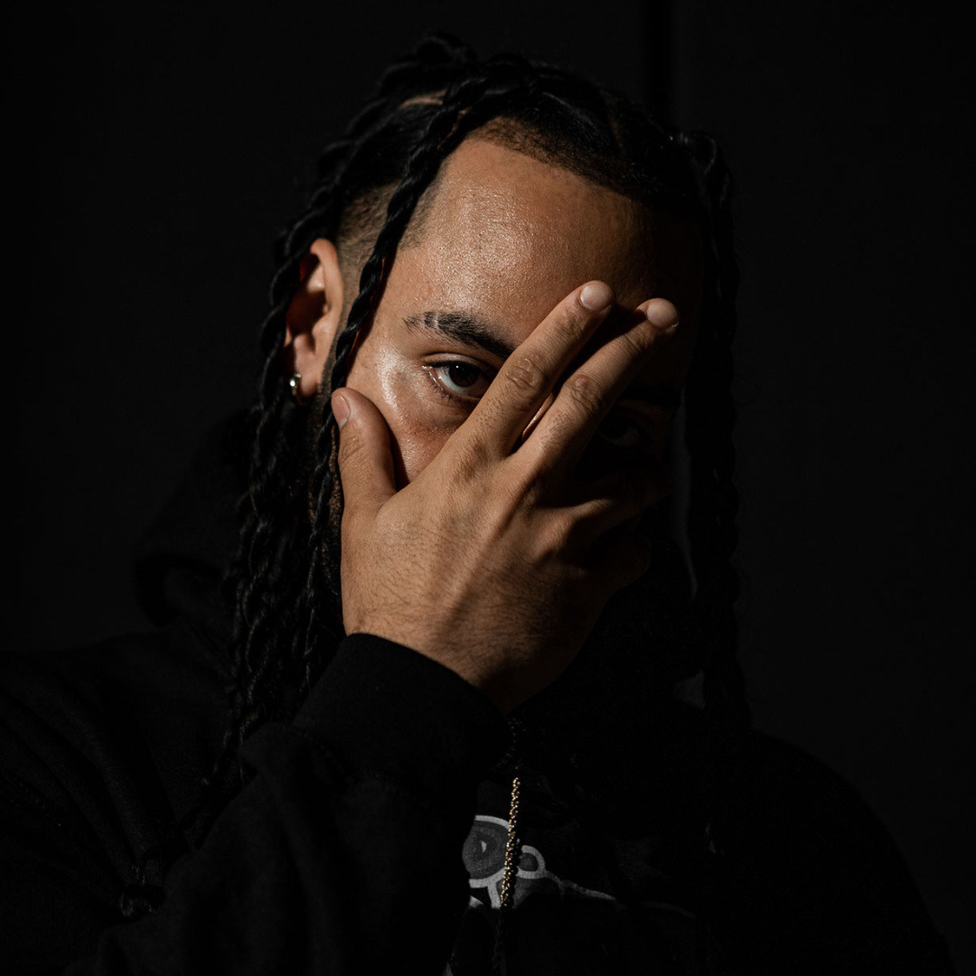 waves_static's tweet photo. "Always keeping an eye on what counts"
@Ay0_KO cooking up new beats! Keep an ear open.
https://t.co/1SLdSGmn0O
Photo by @Jvlge
#AyoKO #TorontoProducer #Producer #BeatTape #TorontoArtist https://t.co/Qa9XDSnVPW