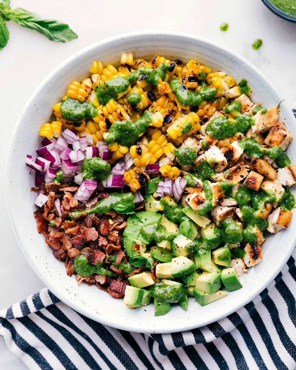 Mission Produce™ (@mission_produce) on Twitter photo Looking for a protein-packed meal mixed with good fats? Try this Avocado Chicken Salad! <a href="/ChelseaLords/">Chelseas Messy Apron</a> knows how to make a meal full of flavor! 💥
#MissionProduce #MissionAvocados #NationalNutritionMonth #Protein #Flavor #Foodie #Healthy Looking for a protein-packed meal mixed with good fats? Try this Avocado Chicken Salad! <a href="/ChelseaLords/">Chelseas Messy Apron</a> knows how to make a meal full of flavor! 💥
#MissionProduce #MissionAvocados #NationalNutritionMonth #Protein #Flavor #Foodie #Healthy