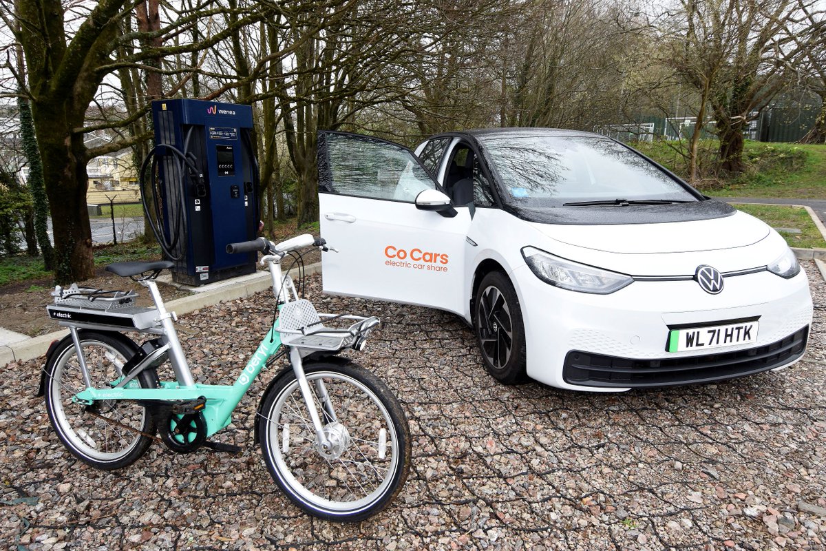 plymouthcc's tweet photo. There are just 7️⃣ days until e-bikes, car club and EV chargings launch in #Plymouth!

Join us at the Piazza on Tuesday 21 March from 9am for a free guided ride🚲

Find your nearest hub👉https://t.co/qlnCHRD4mk
@BerylBikes @CoCars @wenea_global #connectplymouth #electriccar #ebike https://t.co/GqqVCI6gzQ