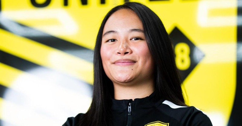 USLChampionship's tweet photo. “With the girls I coach now, they can see a young woman coaching and think, ‘if we want to be coaching in the future, we can do it too."

Zunyi Miller is utilizing @NewMexicoUTD's Diversity Fellowship Program as a platform for pursuing long-term coaching goals 🛣️

#ReadyToShine🌟