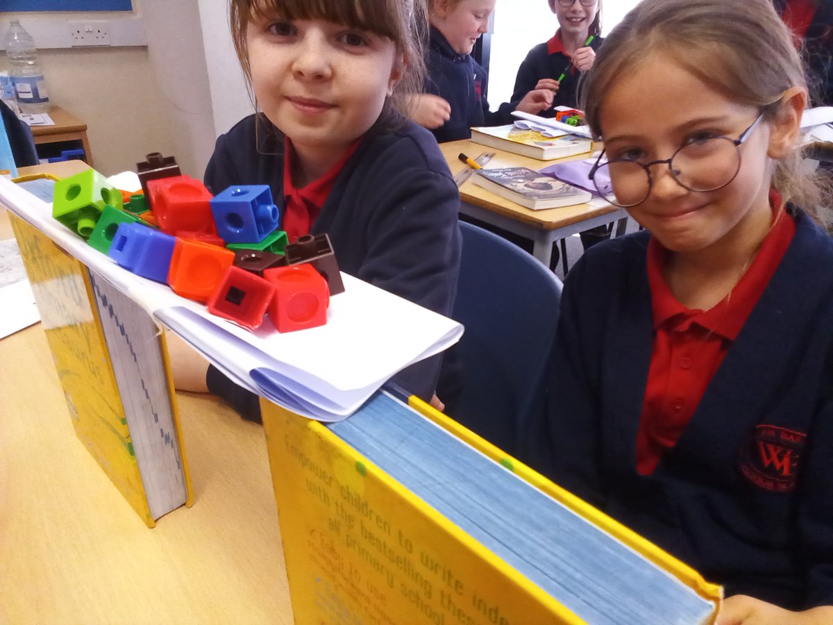 WBJYear5's tweet image. @WBJYear5 #wbjsscience A fantastic time with our challenge of creating bridges!