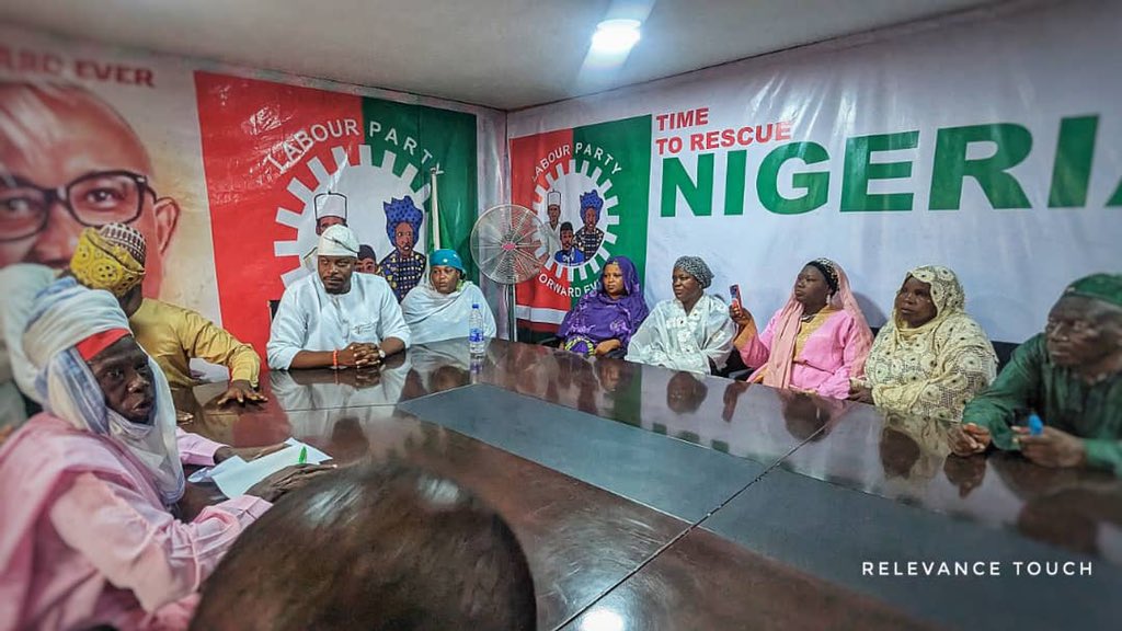 GRVlagos's tweet photo. I just concluded a meeting with the Arewa Community where I reiterated my commitment to building OUR LAGOS for everyone.

Lagos is a cosmopolitan city &amp; thrives on being hospitable, we will bring back its lost glory.

Vote LP 🗳, You can do it, We can do it.

Èkó E dìde!!

~ GRV https://t.co/s2MkQ7GQGF