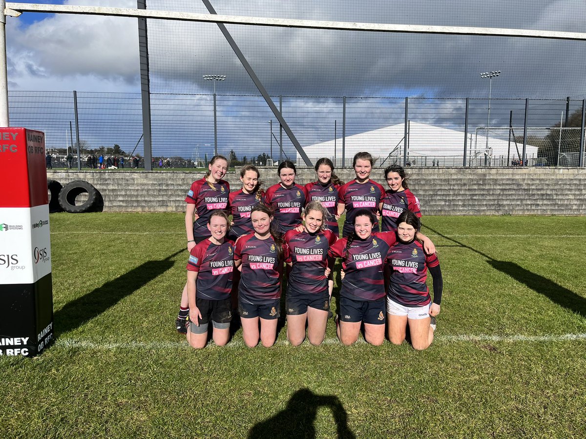 gillespja's tweet photo. @RSARugby well done to our girls who have qualified for the schools final at @KingspanStadium @UlsterBranch @ArmaghRoyal #whitearmy #oursa https://t.co/0Qvuf3WS73