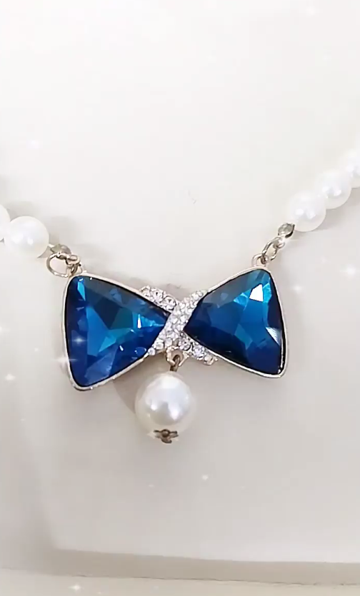 beaute_collect's tweet photo. Locket Chain Collection
Order Now๐
WhatsApp +92 302 1015728
#beauteC #beautecollection #jewelleryset #jewelryset #necklacejewellery #chainnecklace #chains #locket #artificialjewellery #jewelrypakistan #locketchain #pakistanonlineshopping #jewellerypakistan https://t.co/ombnxo1fHN