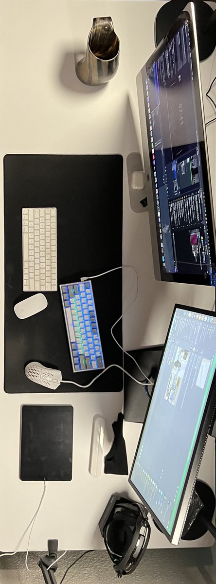 UghtonGaming's tweet image. Yoooo so #hyped for the new #customdesk #setup

And yes I do have a #gamingpc and a #streaming #imac

Any other #macstreamers out there?