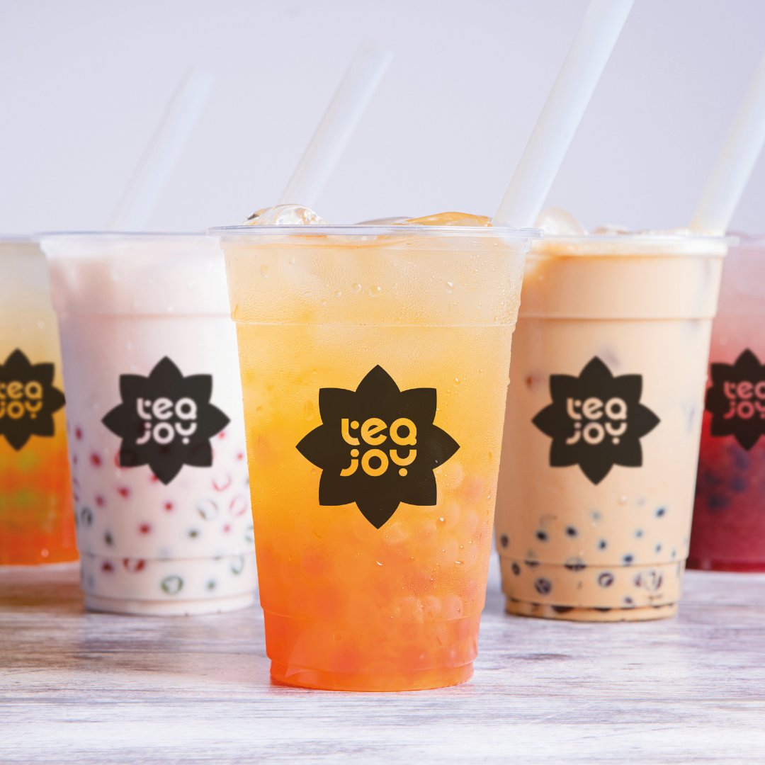 pioneerfoodserv's tweet photo. Bubble tea is here! Read our blog to find out all about this exciting concept and how to create your exciting teas, slushes, shakes ...
https://t.co/FsUr62NfyF
#bubbletea #bobatea #slushes #shakes https://t.co/bmKqWjJMPn