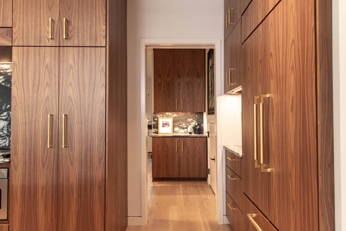 Beautiful grain matched walnut to raise your spirits on this gloomy Tuesday morning! #bloomfieldoriginals #customcabinetry #customcabinets #kitchendesign #kitchen #Richelieu #richelieudrawerslides #modern #modernkitchen #classic #classickitchen #custom #custommade #design