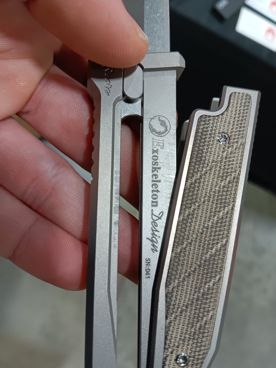 RealAlphaRaider's tweet image. Finally, I found one of these knives after being out for over a year.  S/N 041