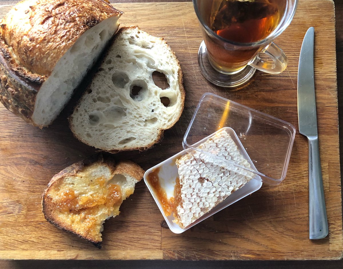 Farmers Market buys Honeycomb on sourdough with cinnamon tea 🧡   #honeycomb #sourdough #cinnamontea #cbd