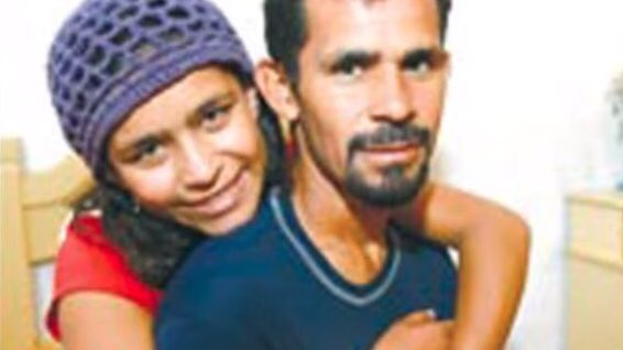 CrimesReais's tweet photo. Lucélia Rodrigues da Silva nasceu em 1 de novembro de 1995, na periferia de Goiânia (GO). Sua mãe, Joana D’arc da Silva, havia dado a luz a mais 6 filhos, e os criava juntamente a Lourenço da Silva, pai de Lucélia. Lourenço vendia salgados, enquanto Joana era empregada doméstica. https://t.co/FNgwEsQKpY