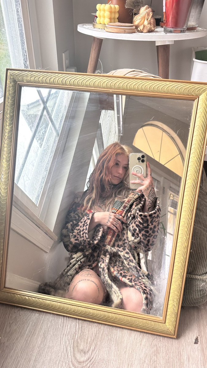 Bambi Sage on Twitter: "y’all will get to see this mirror back in