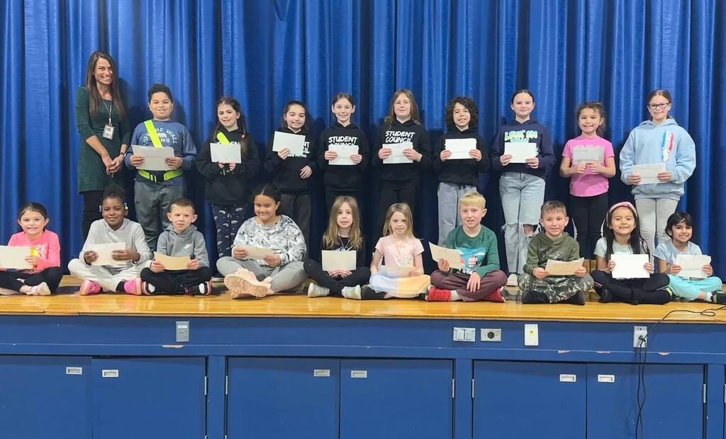 berkeleypotter's tweet photo. Congratulations to our students who won the Anti-Bullying Poster Contest!  Great job to all who participated.  Thank you Ms. Melanson for putting this annual contest together.  #wearehmp https://t.co/TvnUdfCKcf