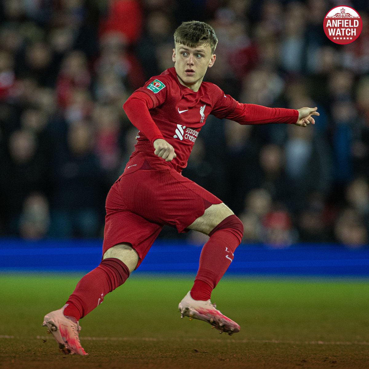 AnfieldWatch's tweet photo. 🚨 NEW: Liverpool youngster Ben Doak sparked worrying scenes in Liverpool's latest UEFA Youth League game after collapsing on the pitch. #lfc [mail] https://t.co/vAUpukP8Gv