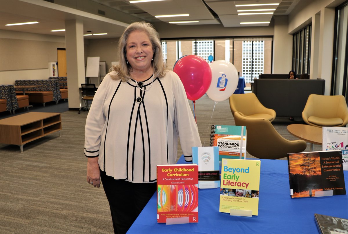 ColumbusState's tweet photo. The Graduate School and CSU Libraries co-hosted the first Faculty Research &amp; Creative Endeavors Celebration, highlighting our faculty's scholarly work. As groundbreaking researchers, our faculty help our students create their foundation for future success. #CreateYourFoundation https://t.co/XxBr4UhL4H
