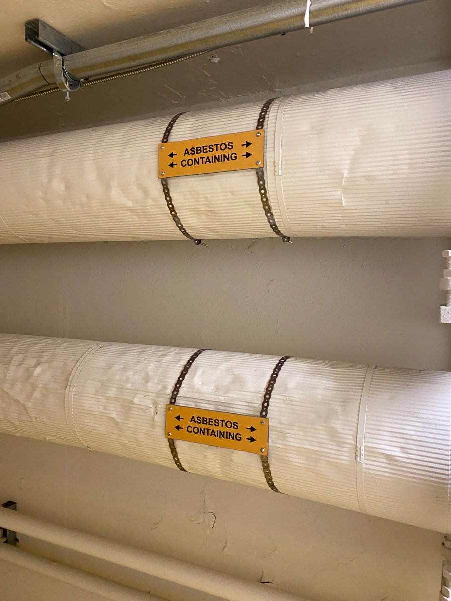 childofapollo's tweet photo. Vianne makes $52,000.00 every 6 weeks while I walk through this every day to get to sit in a classroom next to a bucket that gets funnelled leak water into it from a hose in the ceiling :) https://t.co/Ha1DlrhXko