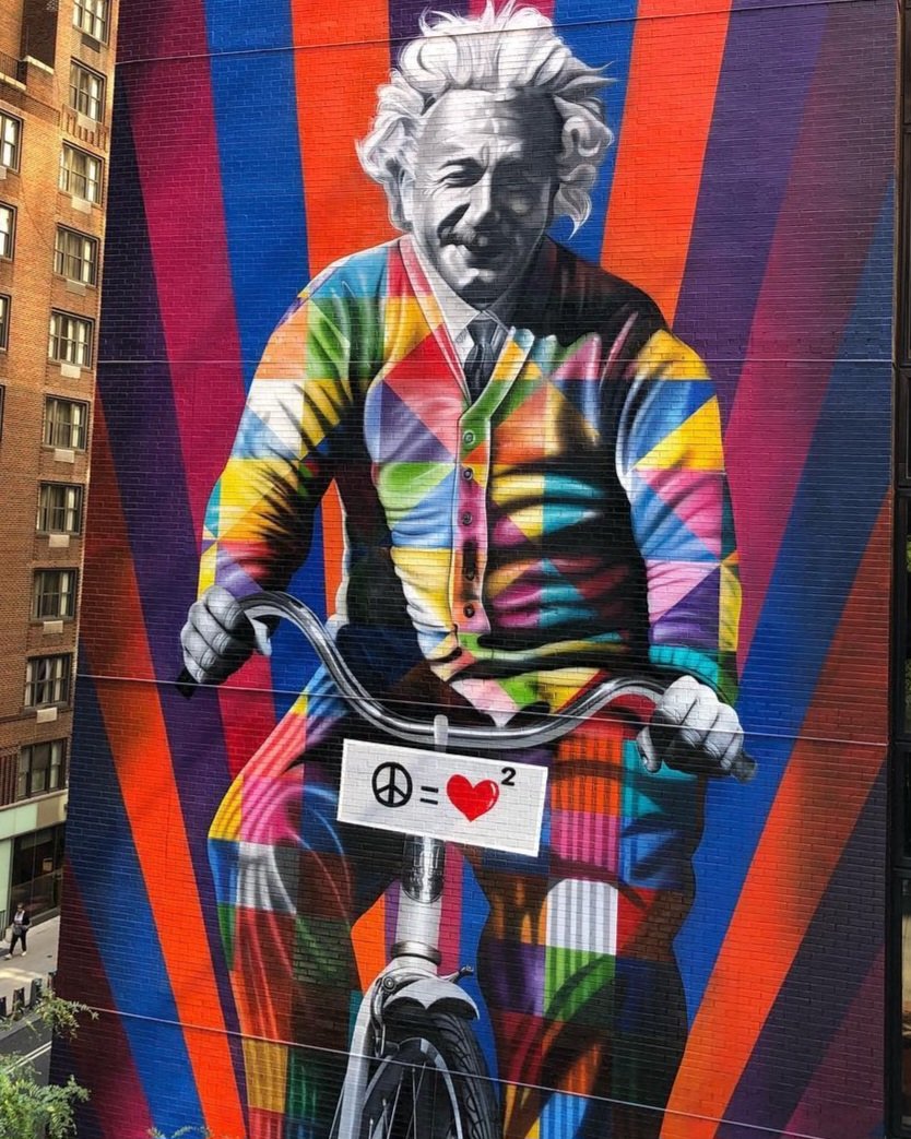 revistaFnE's tweet photo. Em 14 de Março de 1879 nascia Albert Einstein. Admirando esse belo mural do artista brasileiro @kobrastreetart lembramos da edição da FnE de 2005 que contém vários artigos sobre o legado de Einstein.
https://t.co/dPApOfYDL1
@sbfisica https://t.co/hGZLLpoL1x